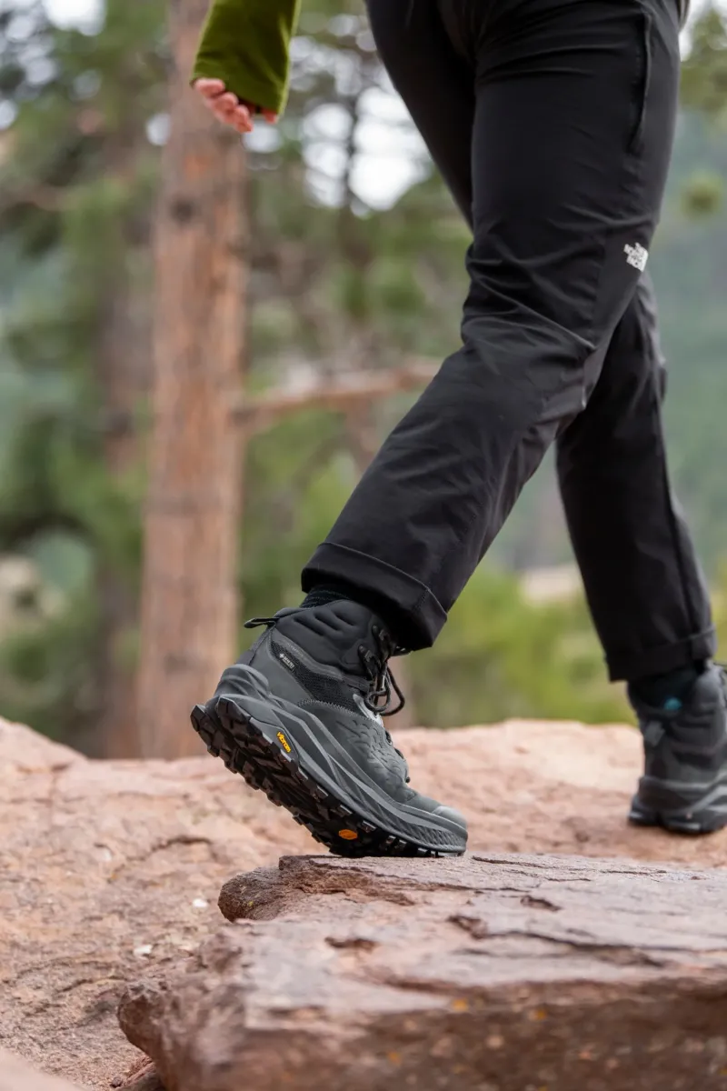 Altra Mid Height Boots|Hiking Boots-Mens Olympus 6 Hike Mid GTX Boots - Black