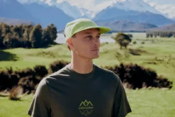 Icebreaker T-Shirts & Baselayers-Mens Merino 150 Tech Lite III SS Tee - Logo Reflective - Loden