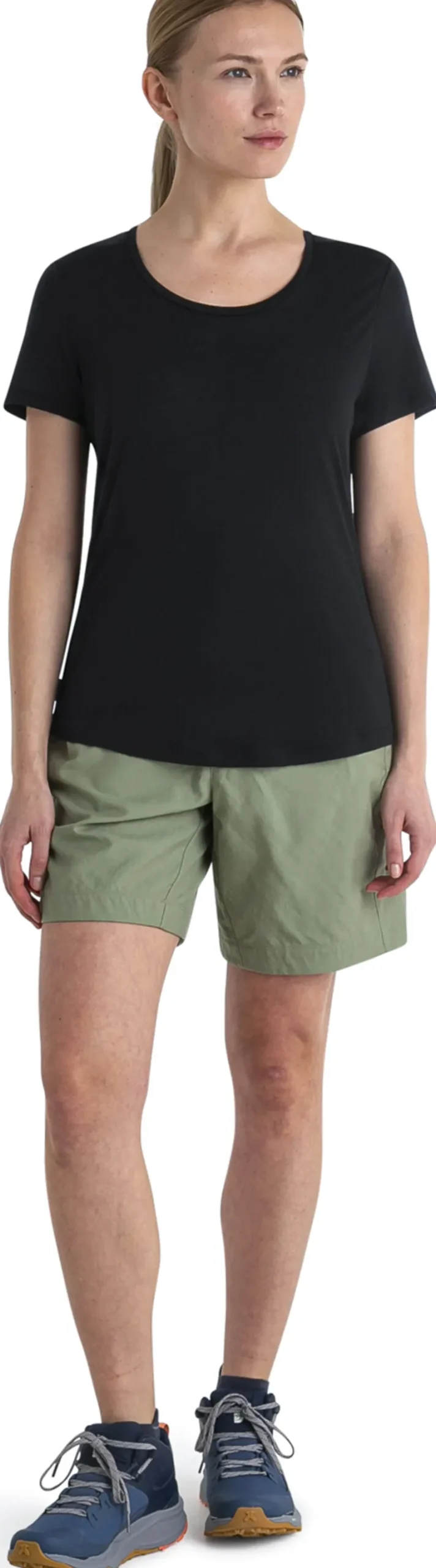 Icebreaker T-Shirts & Baselayers-Womens Merino 125 Cool-Lite Sphere III SS Scoop Tee - Black
