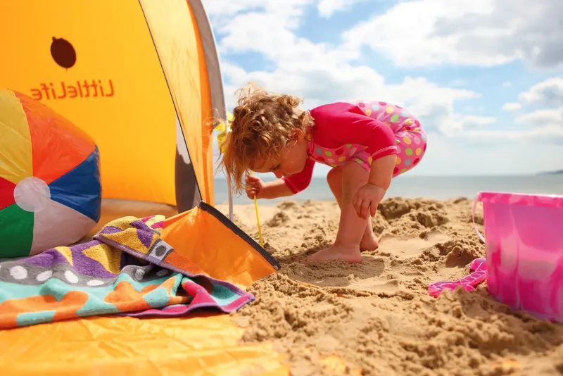 Littlelife Tarps & Shelters-Family Beach Shelter