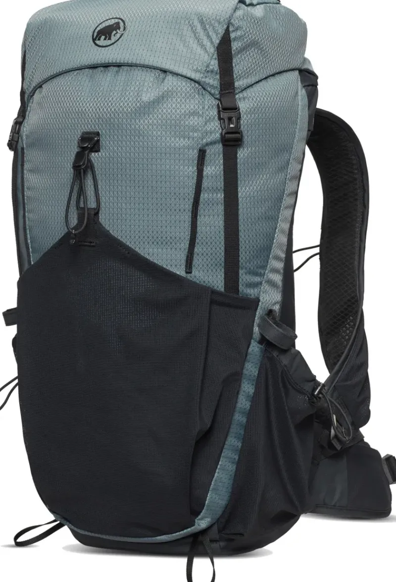Mammut Day Packs-Ducan 26 Rucksack - Strata-Black