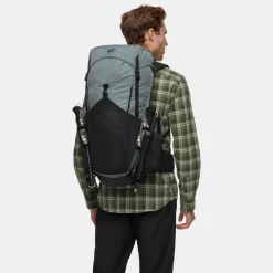 Mammut Day Packs-Ducan 26 Rucksack - Strata-Black