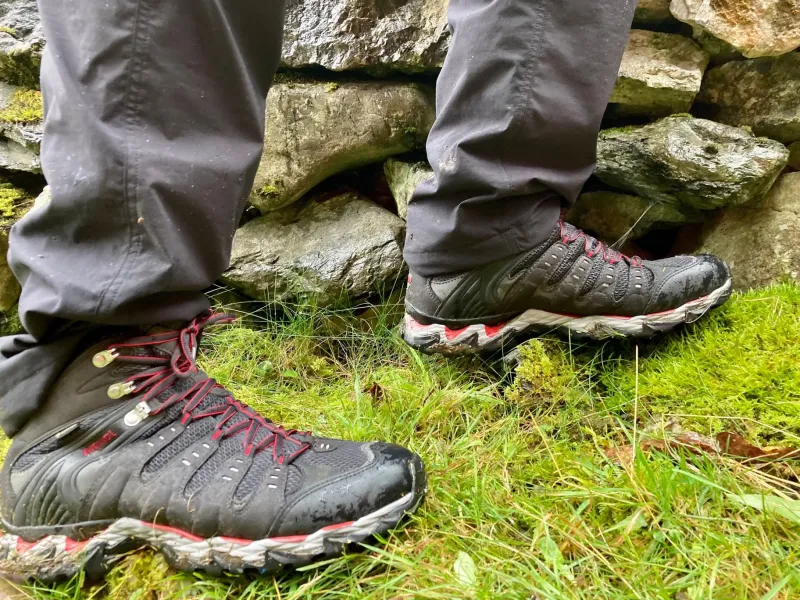 Meindl Hiking Shoes & Boots|Mid Height Boots-Mens Respond Mid II GTX Boots - Graphite-Red
