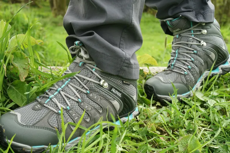 Meindl Hiking Shoes & Boots|Mid Height Boots-Womens Respond Mid II GTX Boots - Anthracite-Turquoise