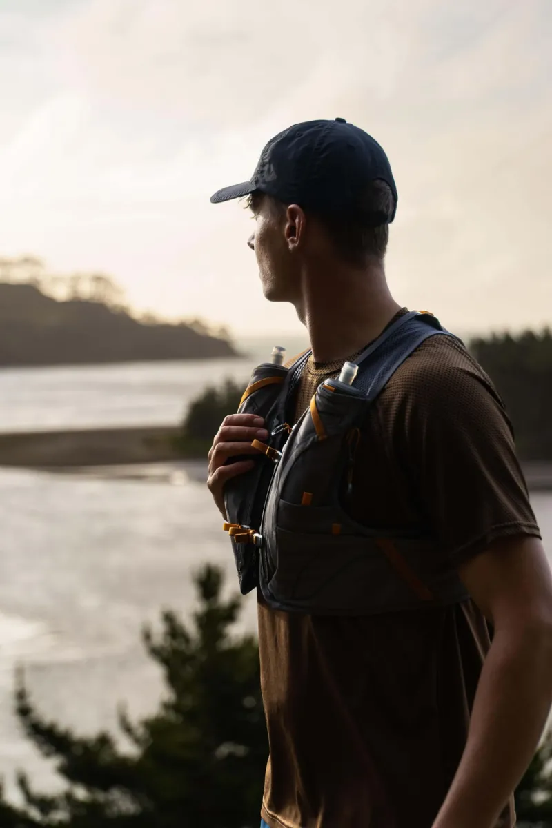 Osprey Fast & Light Rucksacks And Vests-Duro 6 with Flasks - Phantom Grey-Toffee Orange