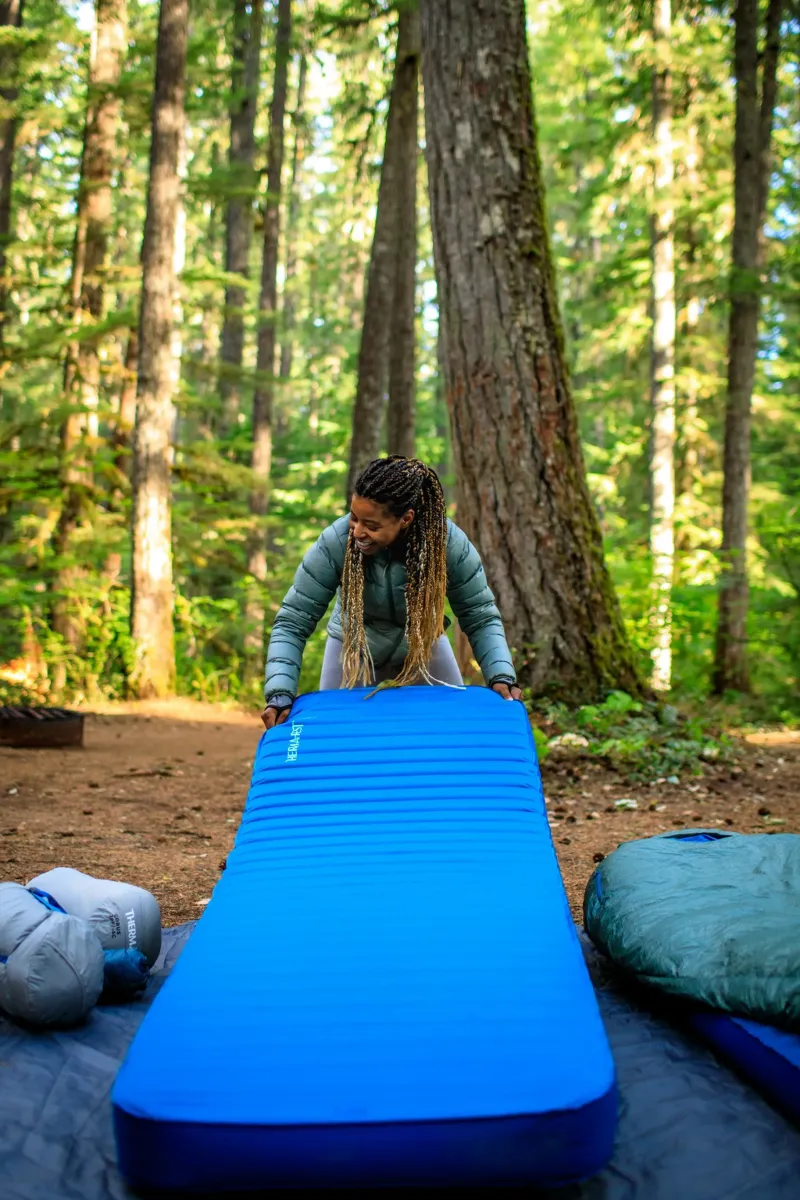Thermarest Family & Leisure Camp Beds And Sleeping Mats-Therm-a-Rest MondoKing 3D Self Inflating Mat - Large